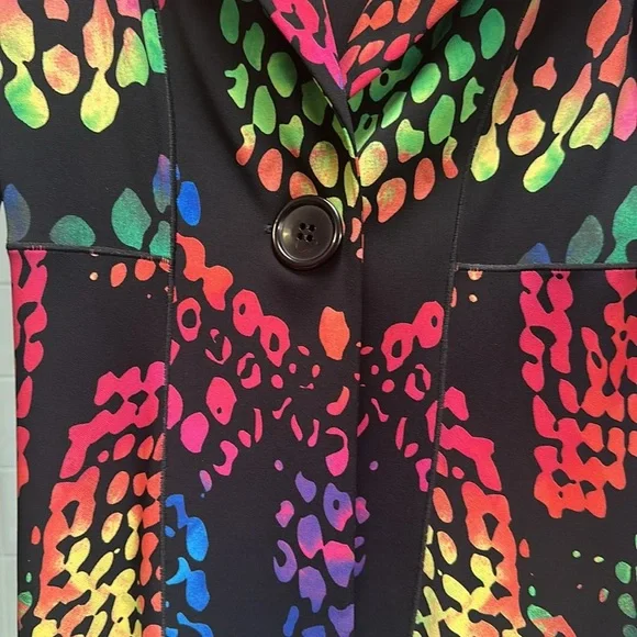 Eva Varro Jacket. Muti colored. Size small. - Picture 3 of 4